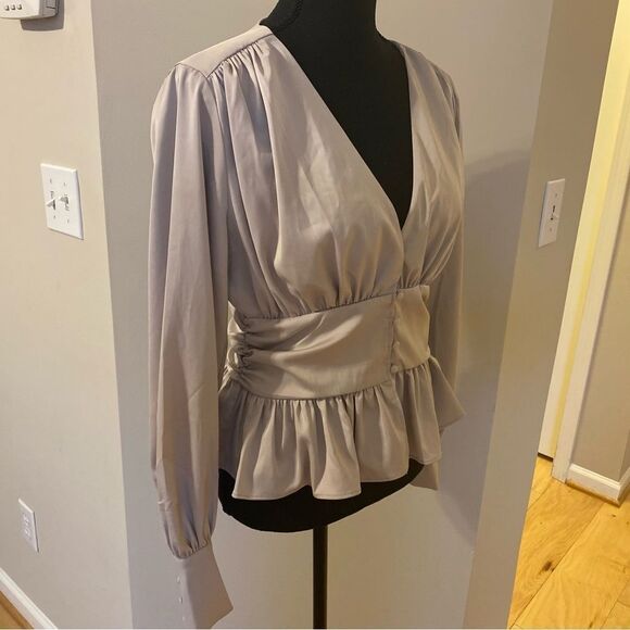 Jason Wu size Medium cream peplum long sleeve V neck blouse NWOT - Picture 6 of 12